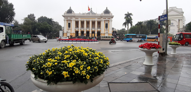 Hà Nội rực rỡ cờ hoa chào đón Hội nghị Thượng đỉnh Mỹ - Triều Tiên lần 2