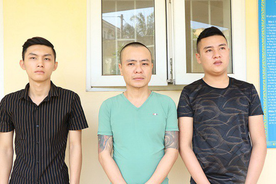 Nhóm tin dụng đen “bắt cóc” con nợ đem về đánh đập đòi tiền chuộc