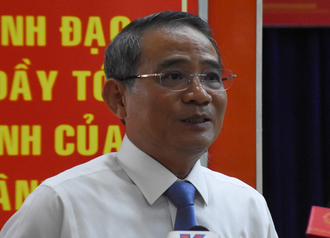 Bí thư Đà Nẵng: 'Kỷ luật cán bộ vi phạm là để trị bệnh, cứu người'