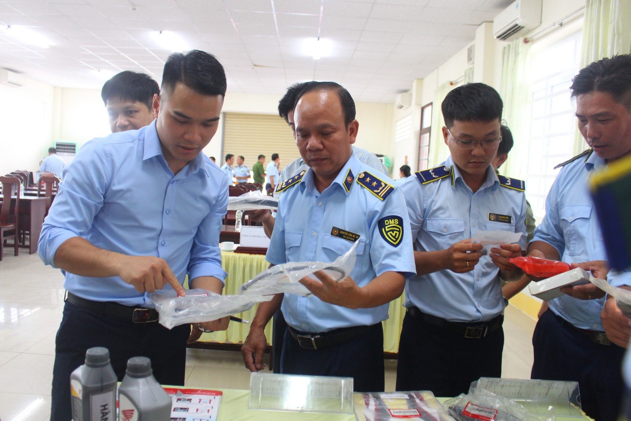 Hội thảo nhận biết hàng thật, hàng giả đối với các nhãn hàng Honda