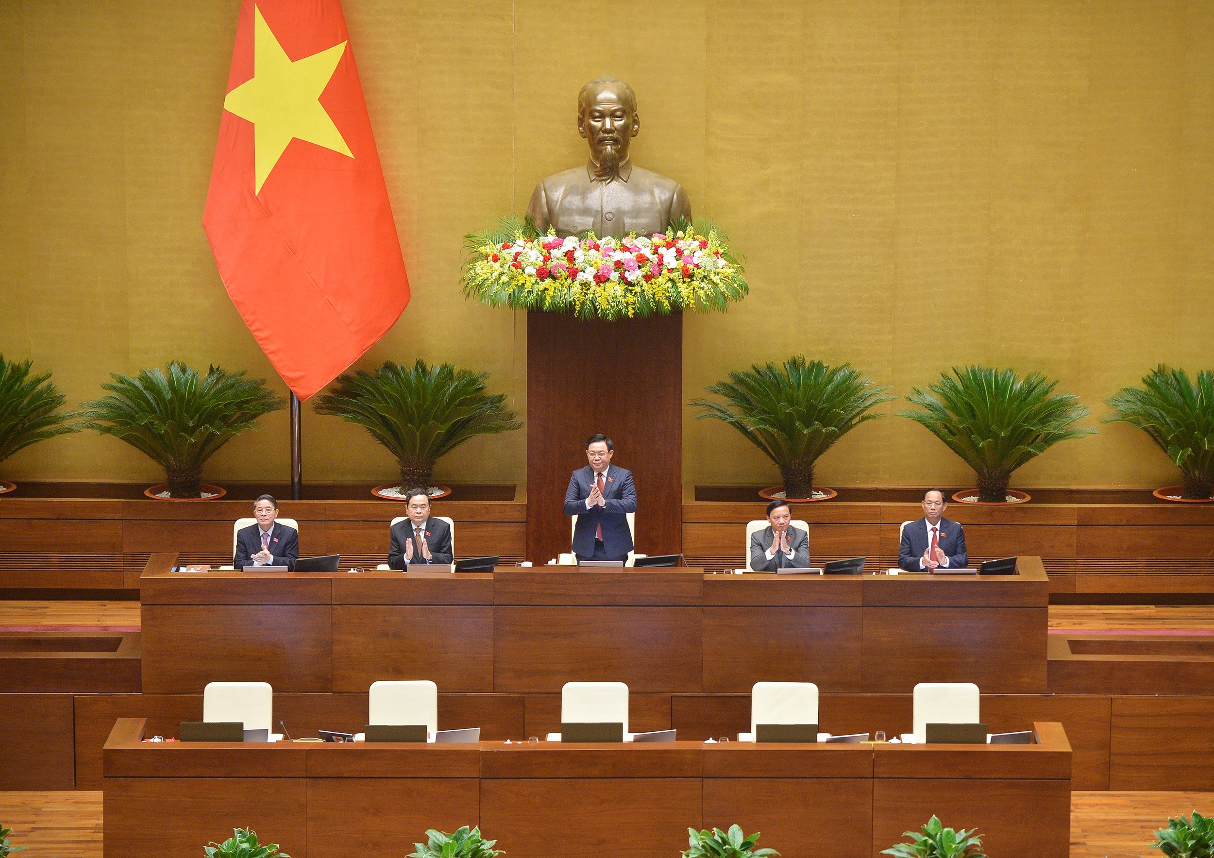 Tin Quốc Hội: THÔNG CÁO BÁO CHÍ SỐ 1 KỲ HỌP THỨ 6, QUỐC HỘI KHÓA XV