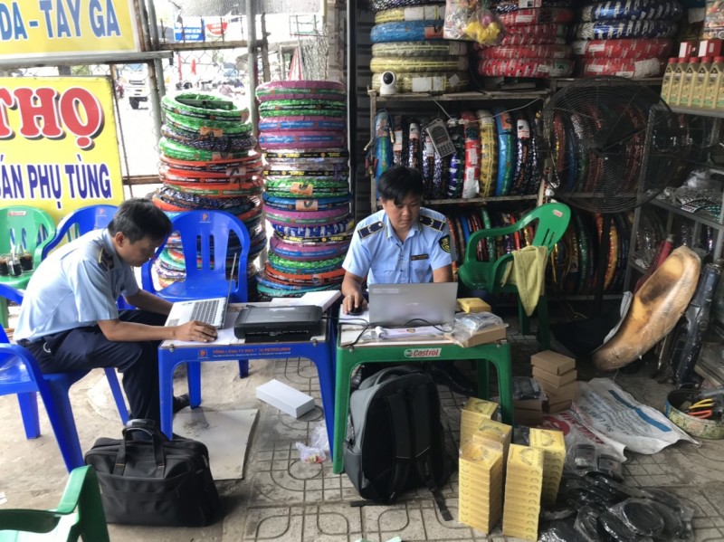 Bến Tre: Thu giữ hơn 1.700 sản phẩm phụ tùng xe máy không rõ nguồn gốc